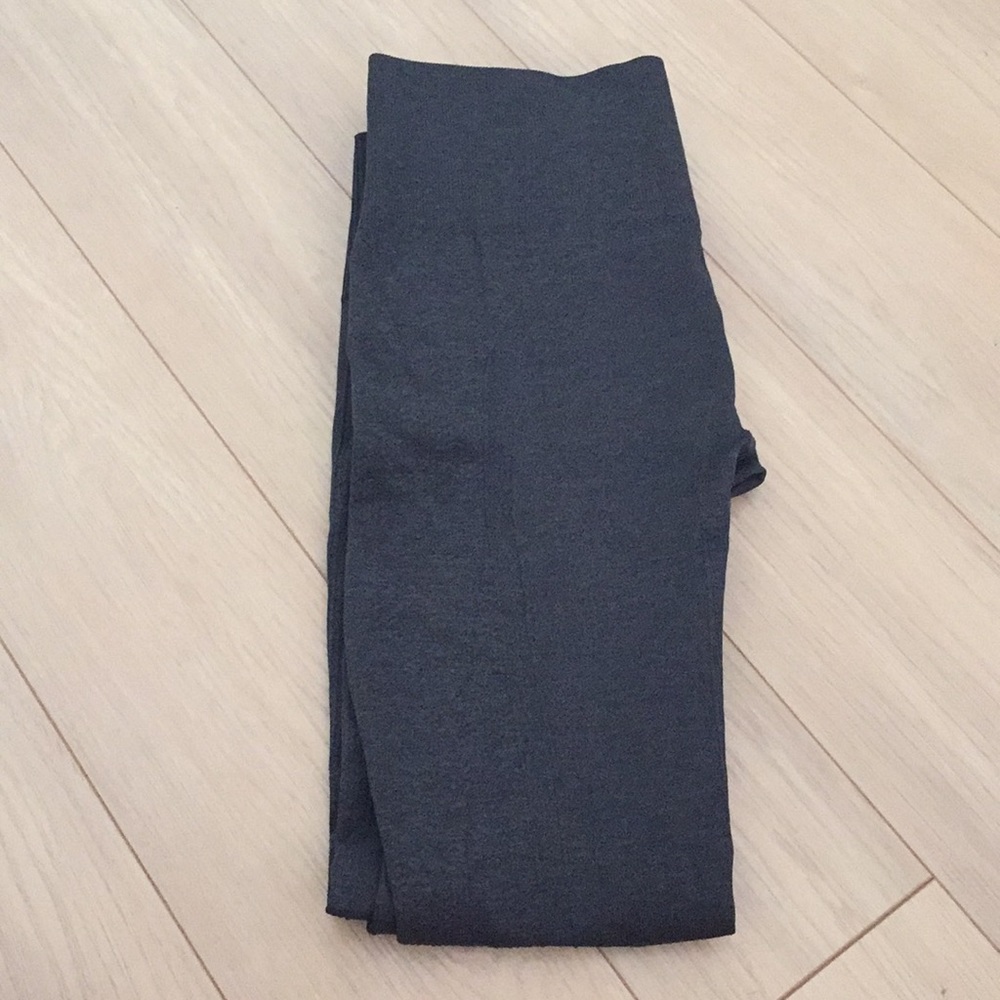 Grey lululemon leggings